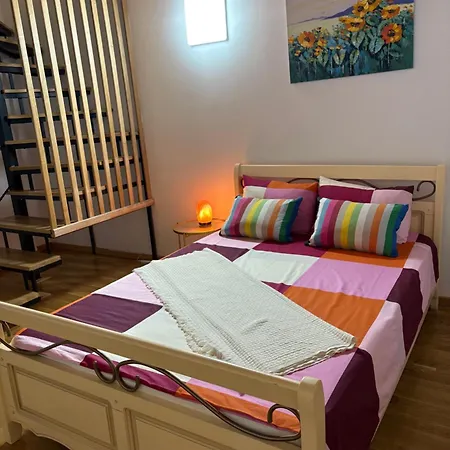 Appartement Piata Victoriei Boekarest